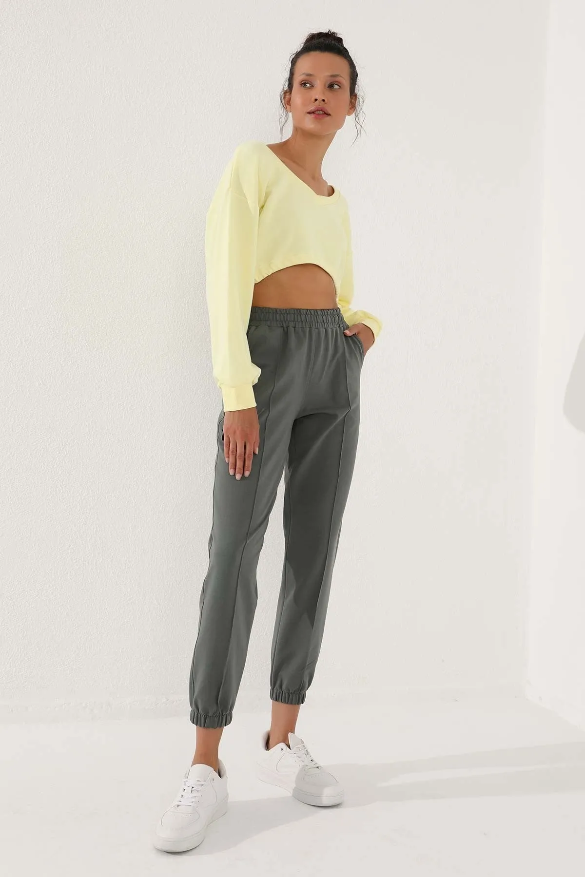 TMY Çağla Summer Embroidered Comfortable Fit Elastic Cuff Women's Sweatpants - 94571 - Torres Novas